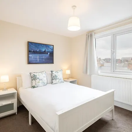 Host & Stay - Trafalgar Square Apartments Скарборо Экстерьер фото