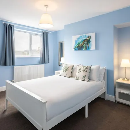 Host & Stay - Trafalgar Square Apartments Скарборо Экстерьер фото