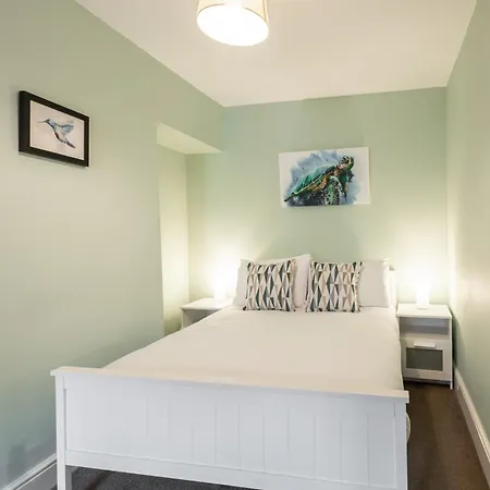 Host & Stay - Trafalgar Square Apartments Скарборо Экстерьер фото