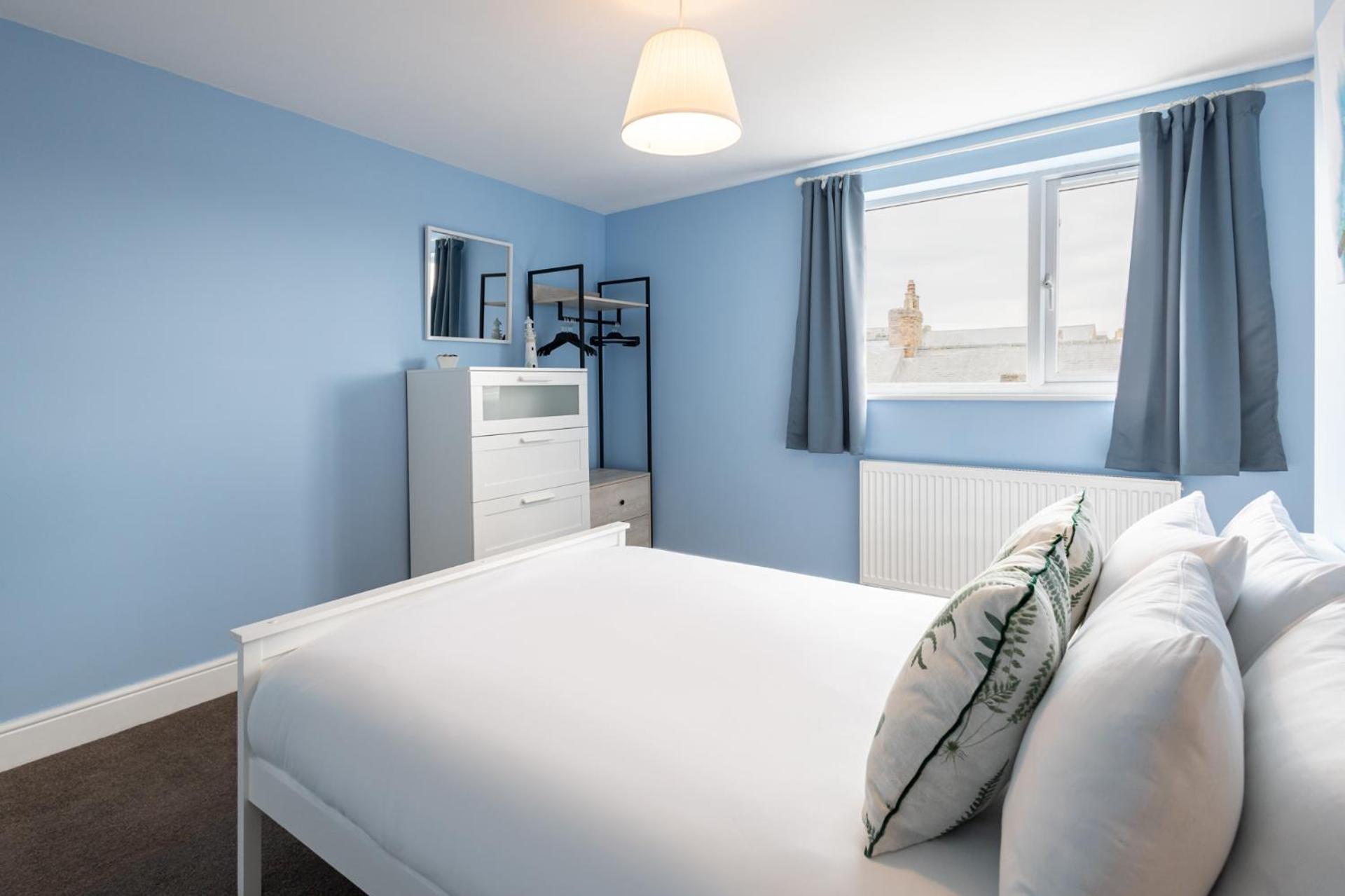 Host & - Trafalgar Square Apartment Scarborough