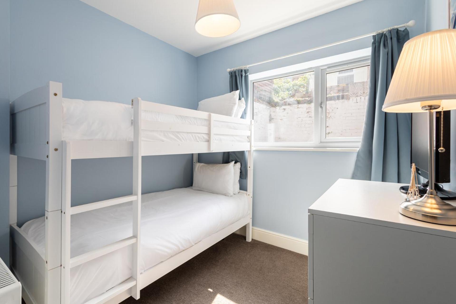 Apartment Host & - Trafalgar Square